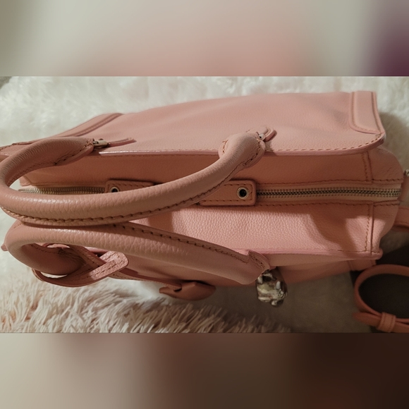 Alexander McQueen Padlock Zip Tote-Blush Pink Leather w/Silver Skull Charm EUC - Picture 8 of 15